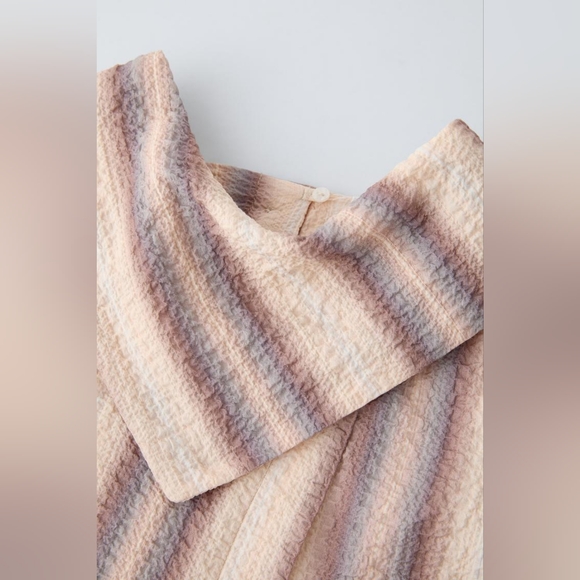 🚚Moving Sale🏡STRIPED TEXTURED TEXTILE DRESS - Picture 3 of 7